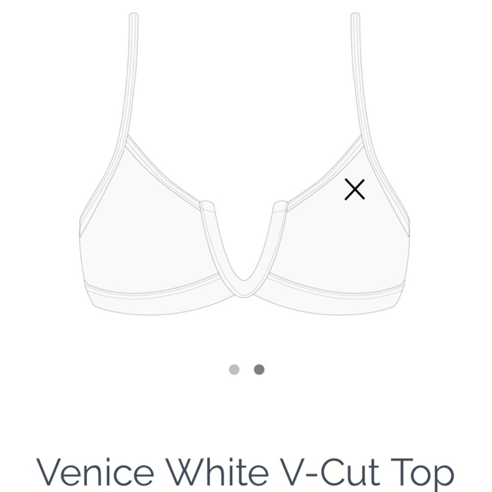 Boutine LA Venice V-cut Top NWT